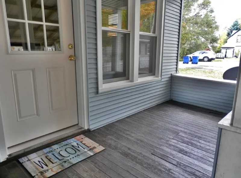 720 E Ludington Ave #1 - Photo 2 of 16