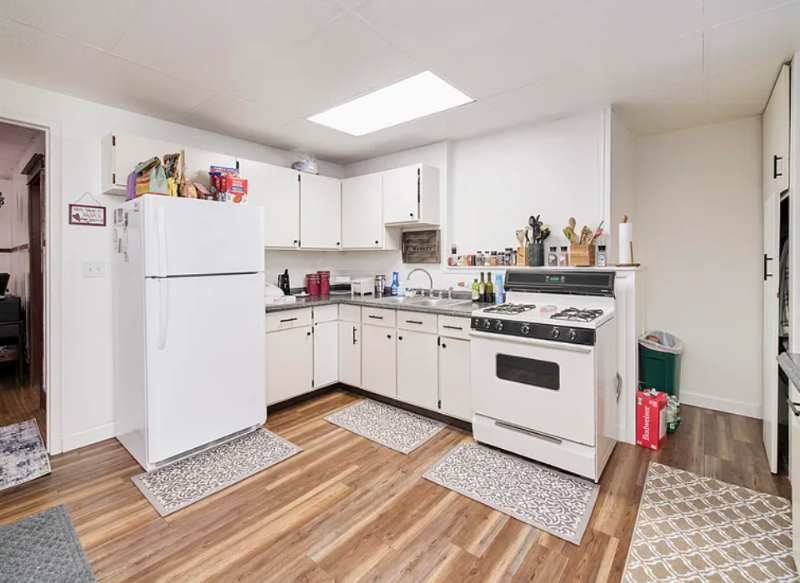 720 E Ludington Ave #1 - Photo 5 of 16