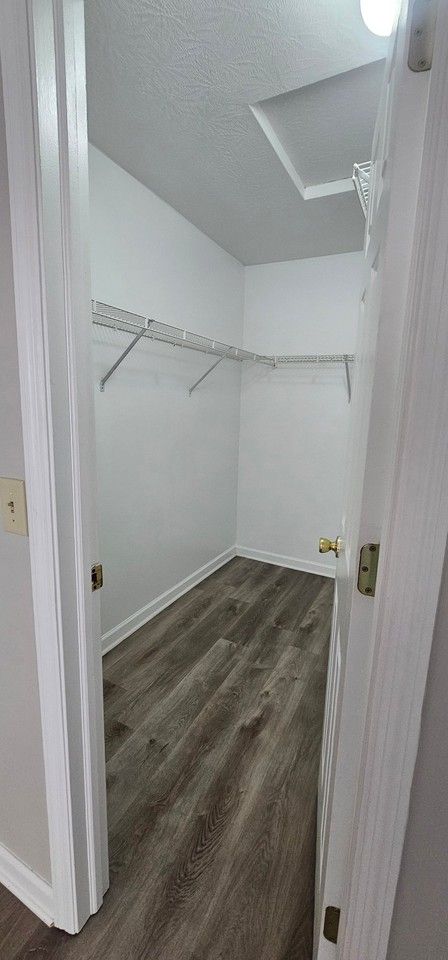 258 E Plane St #9 - Photo 3 of 10
