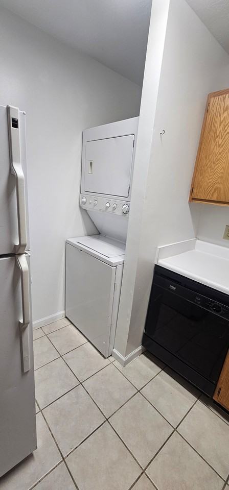 258 E Plane St #9 - Photo 7 of 10