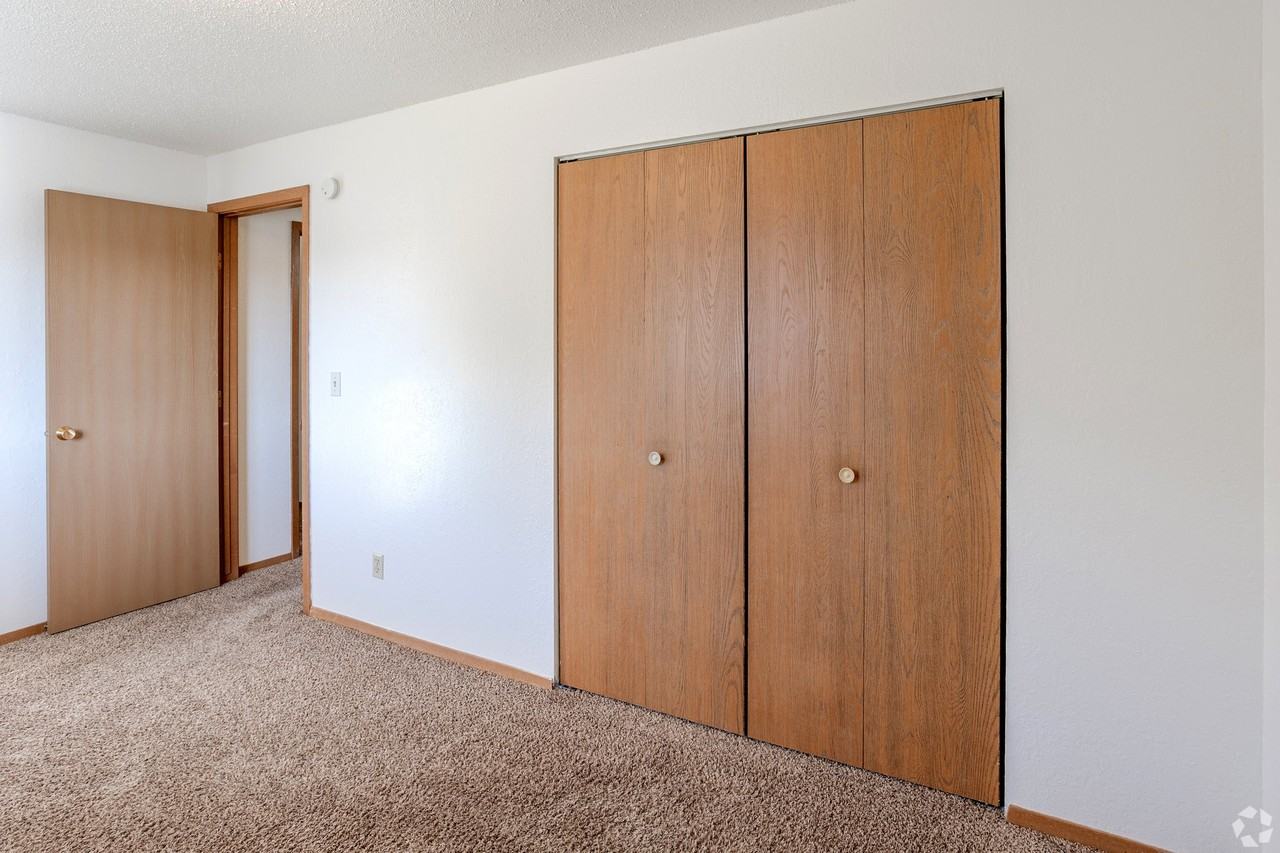 2609 Goettens Way #303 - Photo 6 of 10
