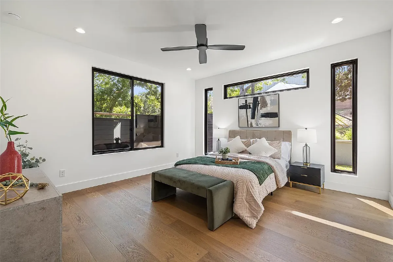 3705 Wilson St - Photo 5 of 16