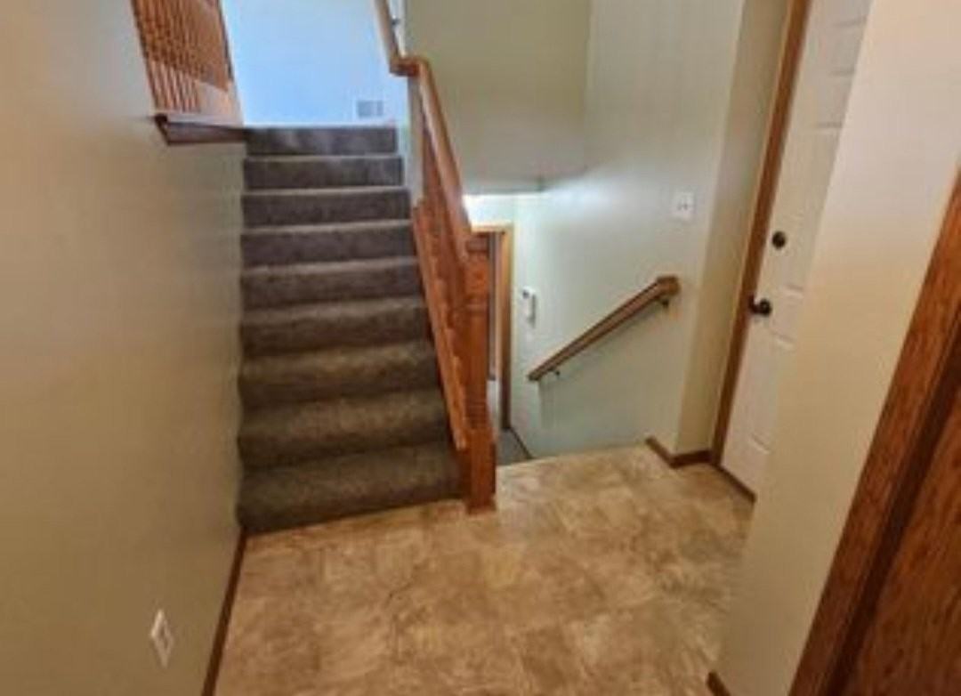 1781 Rush Point Drive Cir W - Photo 2 of 13