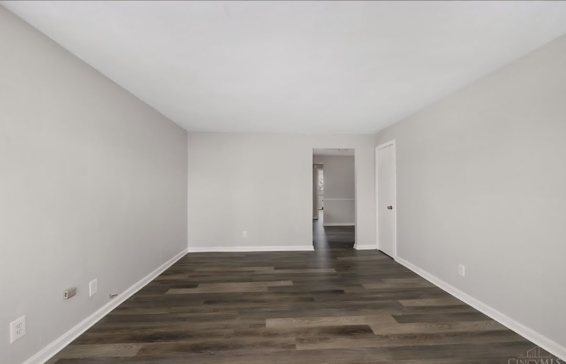 3910 E Gatewood Ln #1 - Photo 4 of 15