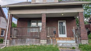 featured image of 478 N Ellsworth Ave