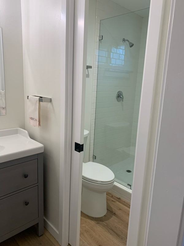 610 Lion St #B - Photo 4 of 17
