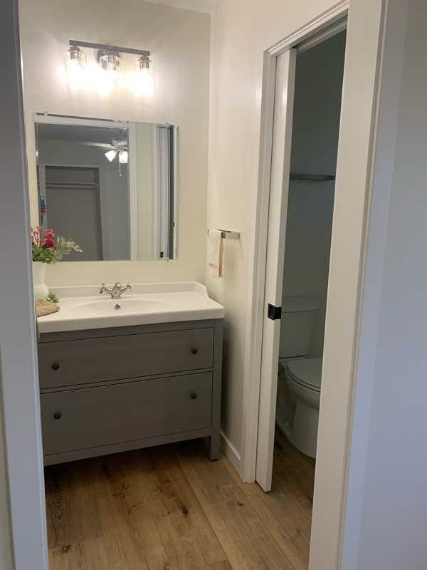 610 Lion St #B - Photo 5 of 17