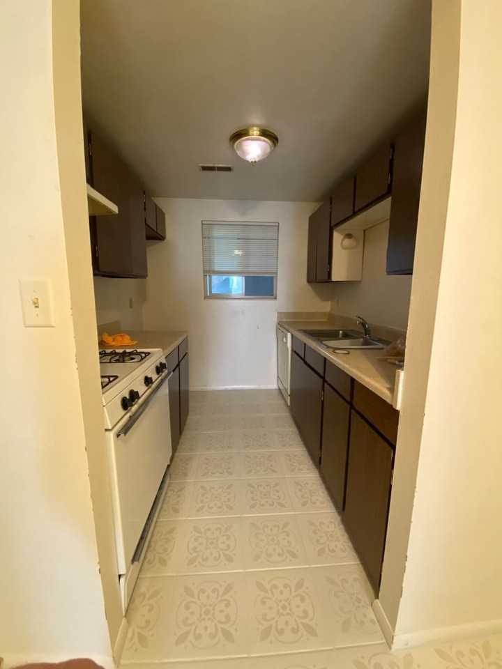 473 S State St #216 - Photo 6 of 6
