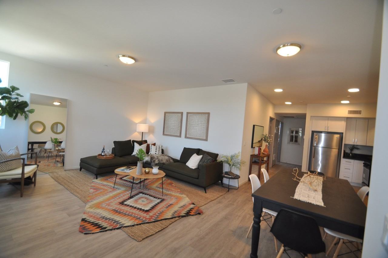 5720 Klump Ave #3 - Photo 3 of 15