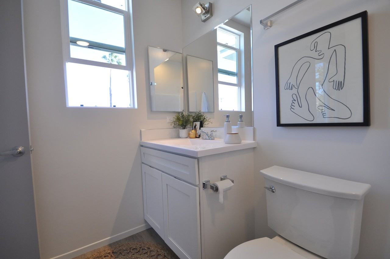 5720 Klump Ave #3 - Photo 7 of 15