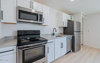 1040 N 7th Ave #1044 - Photo 1 of 1