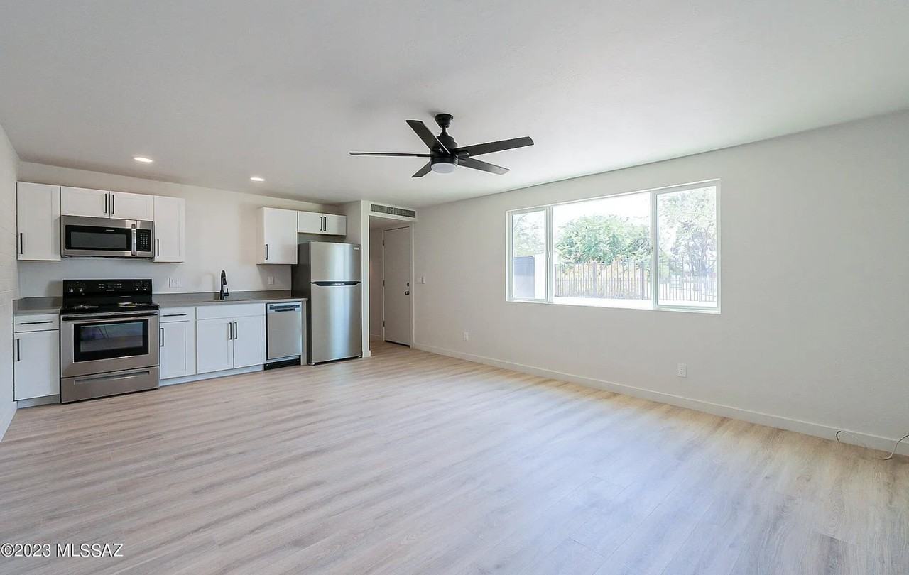 1040 N 7th Ave #1044 - Photo 7 of 11