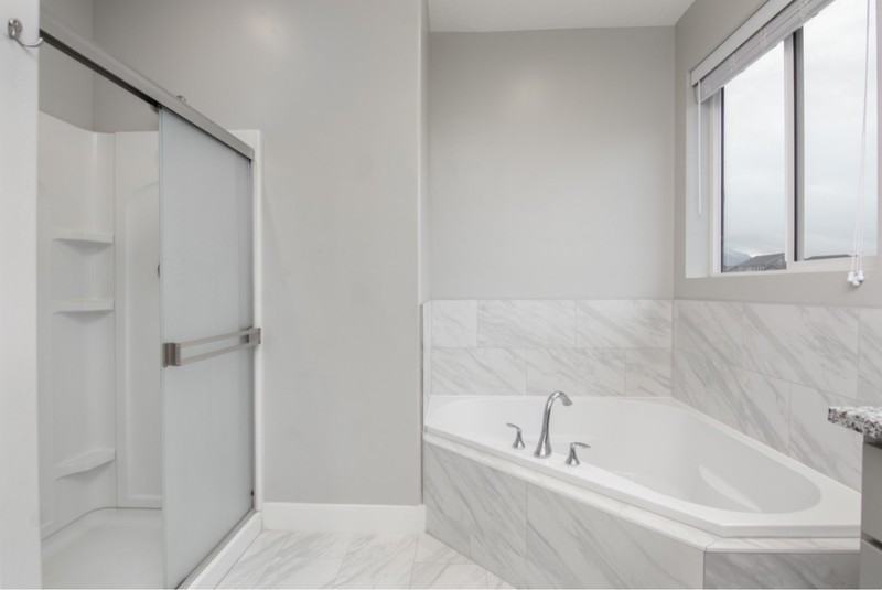 156 W Douglass Dr - Photo 2 of 11