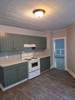 featured image of 47 Hoosick St #2