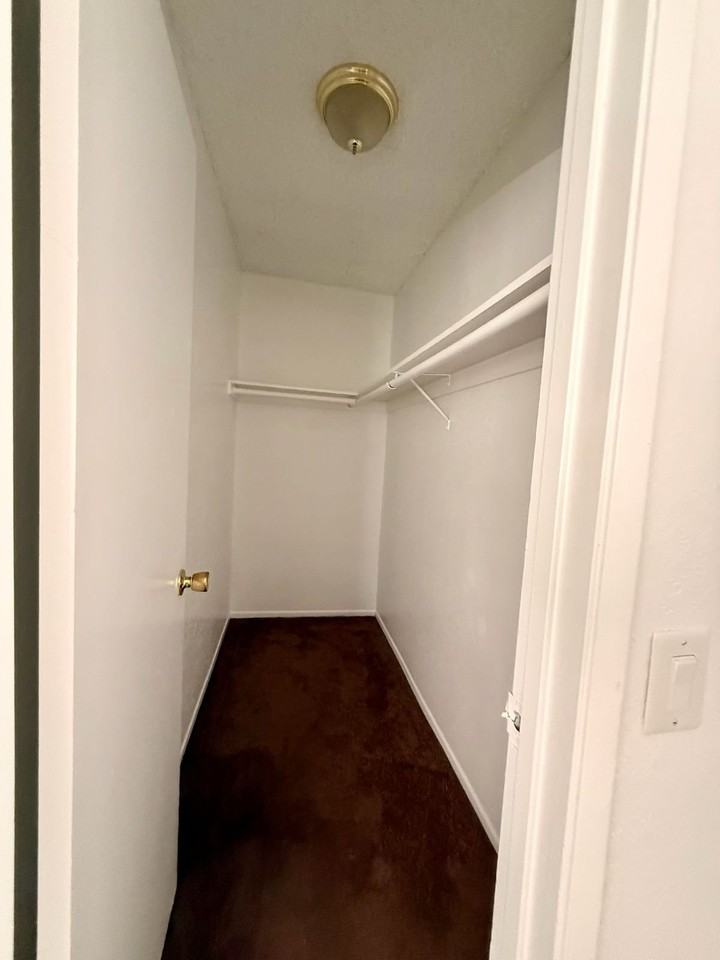 316 E Avenue Q #02 - Photo 4 of 13