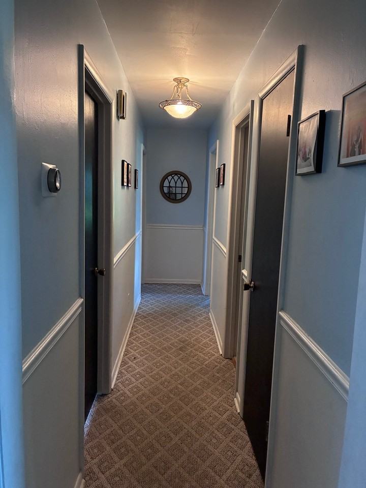 4748 Michelle St - Photo 5 of 10