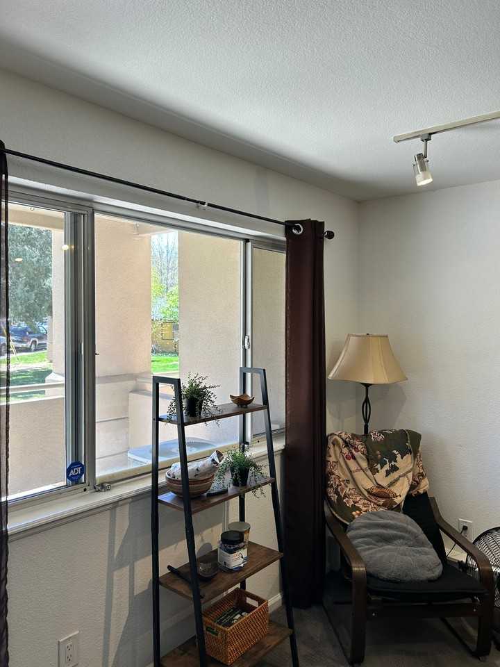935 Broadway #102 - Photo 3 of 9
