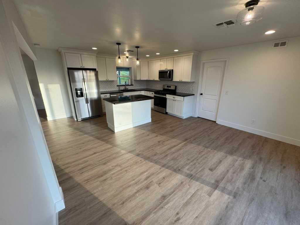 3217 Sugarloaf Mountain Rd - Photo 3 of 19