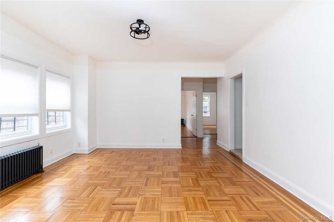 3555 Netherland Ave #H - Photo 4 of 12