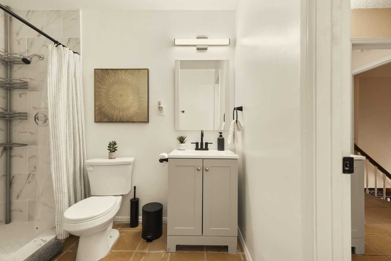 7355 Garden Grove Ave #1 - Photo 4 of 19