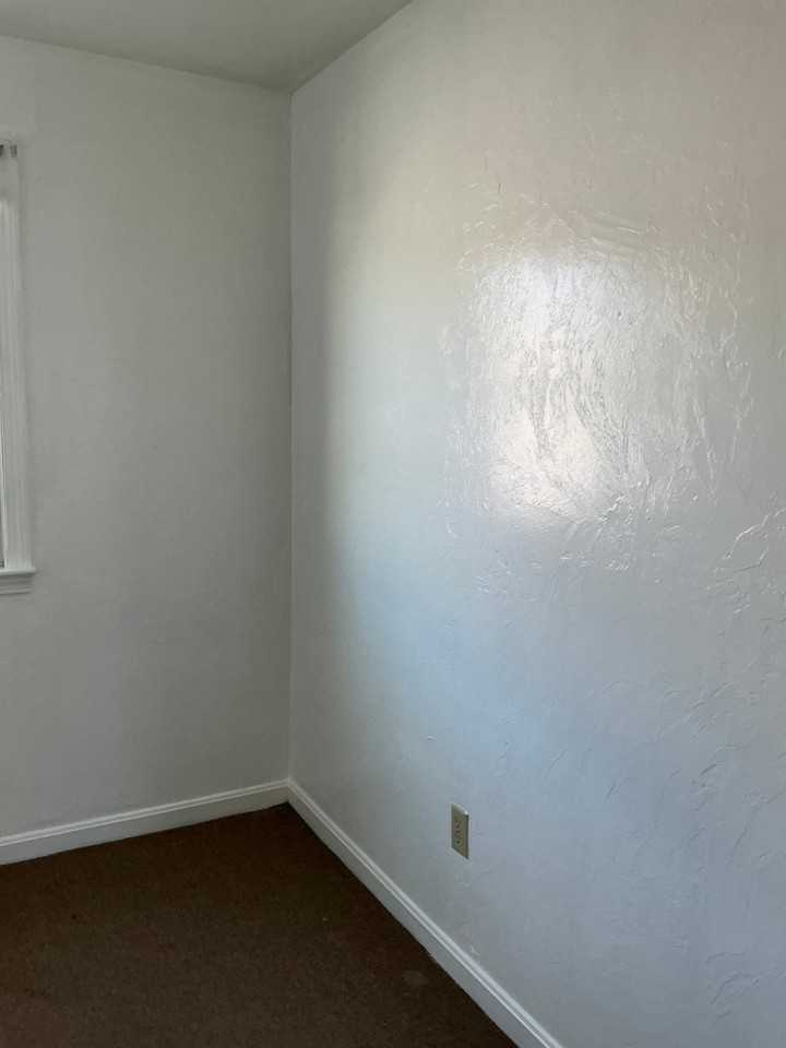 205 Mechanic St - Photo 5 of 14