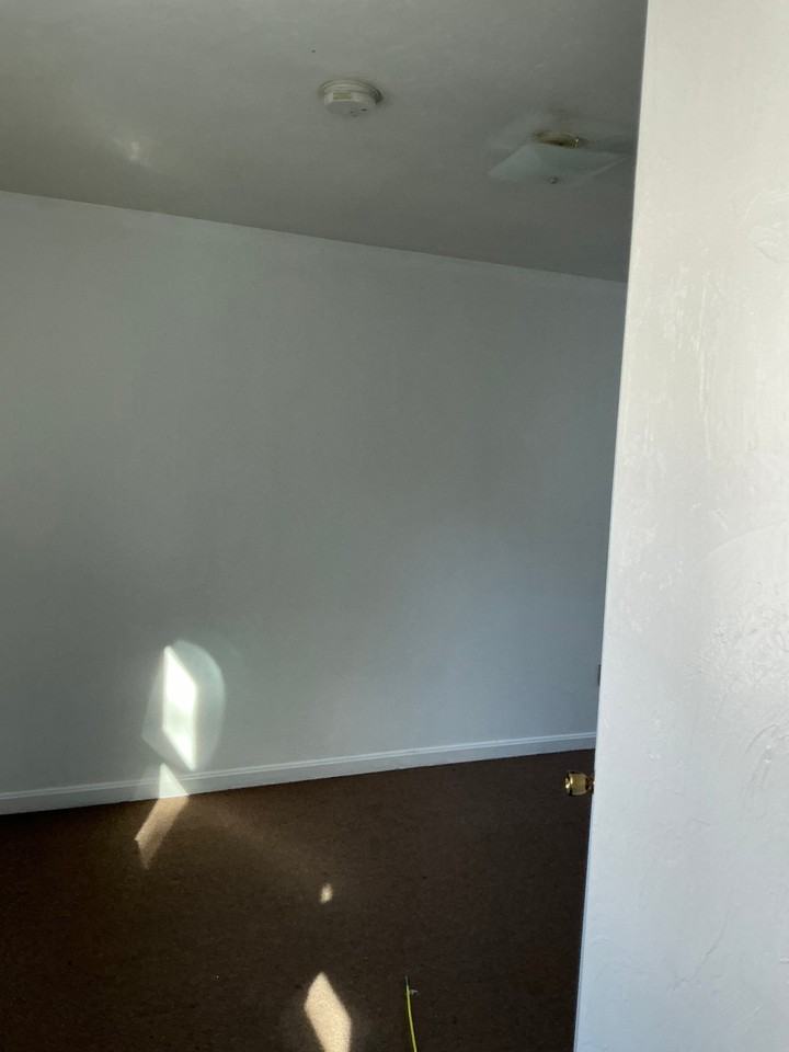205 Mechanic St - Photo 6 of 14