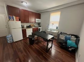 1924 N 18th St #2R - Photo 1 of 1