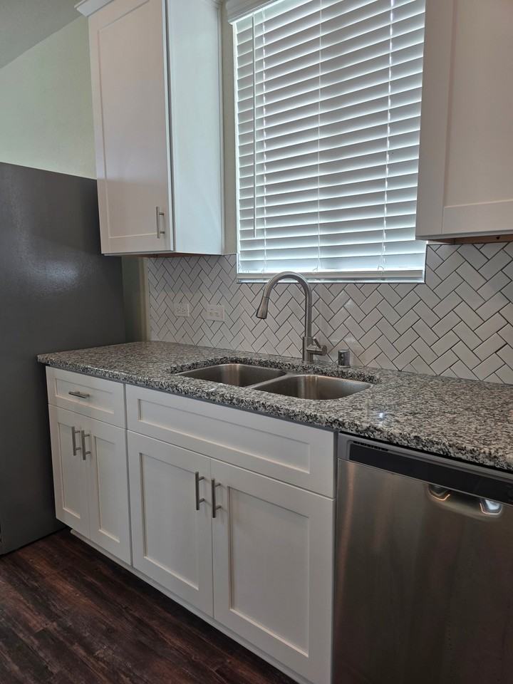 24006 Hay Needle Ln - Photo 4 of 19