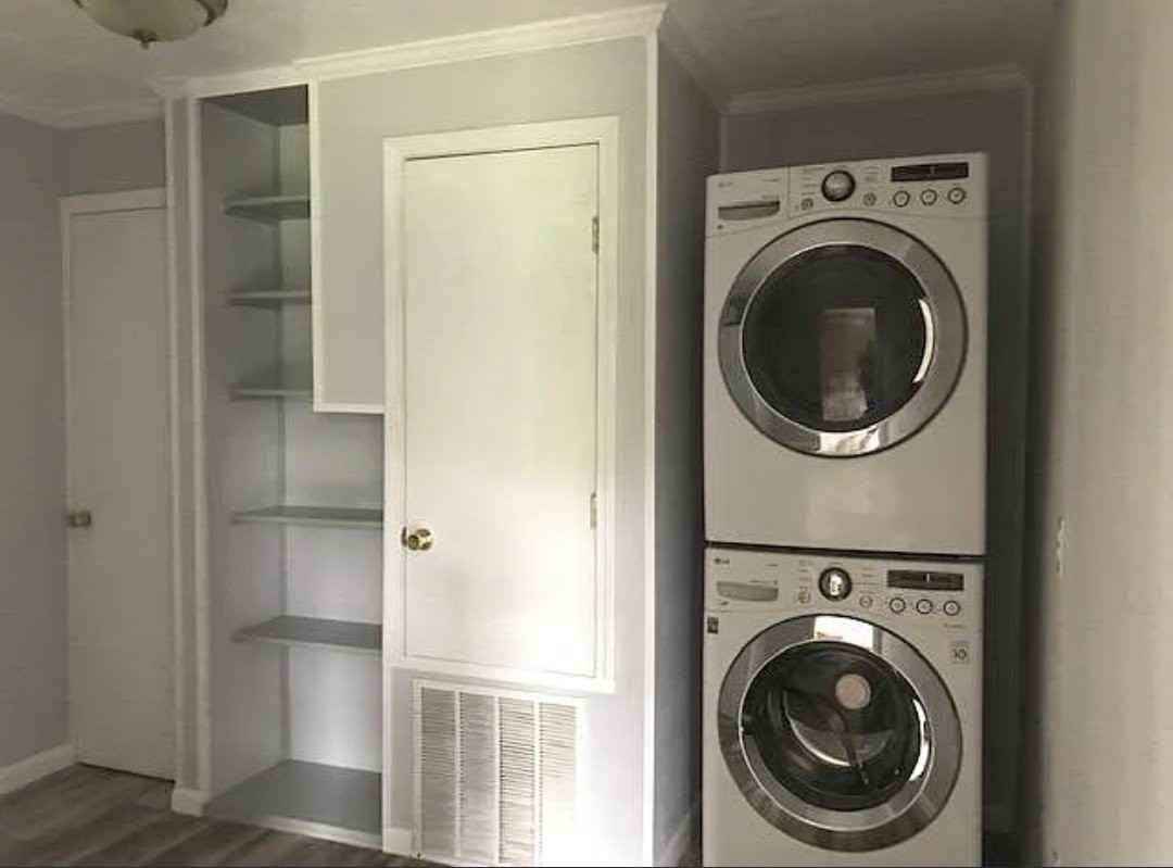 1761 Bass Rd - Photo 4 of 9