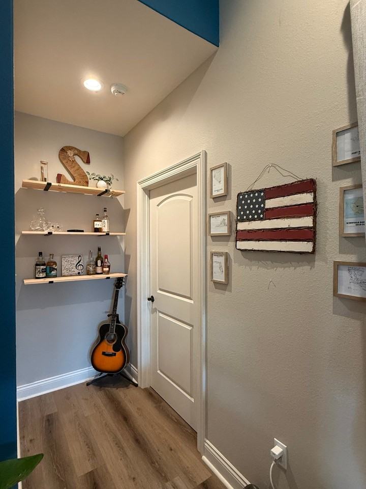107 Liberty Dr - Photo 5 of 16