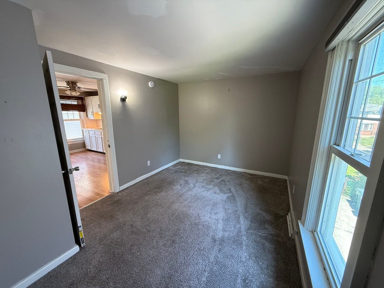 75 Juniata Pl - Photo 7 of 16