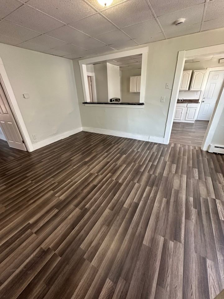 54 Knox St #3 - Photo 5 of 13