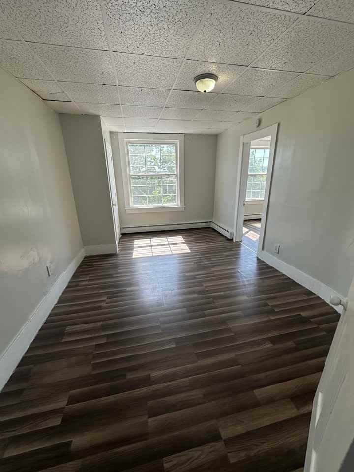 54 Knox St #3 - Photo 6 of 13