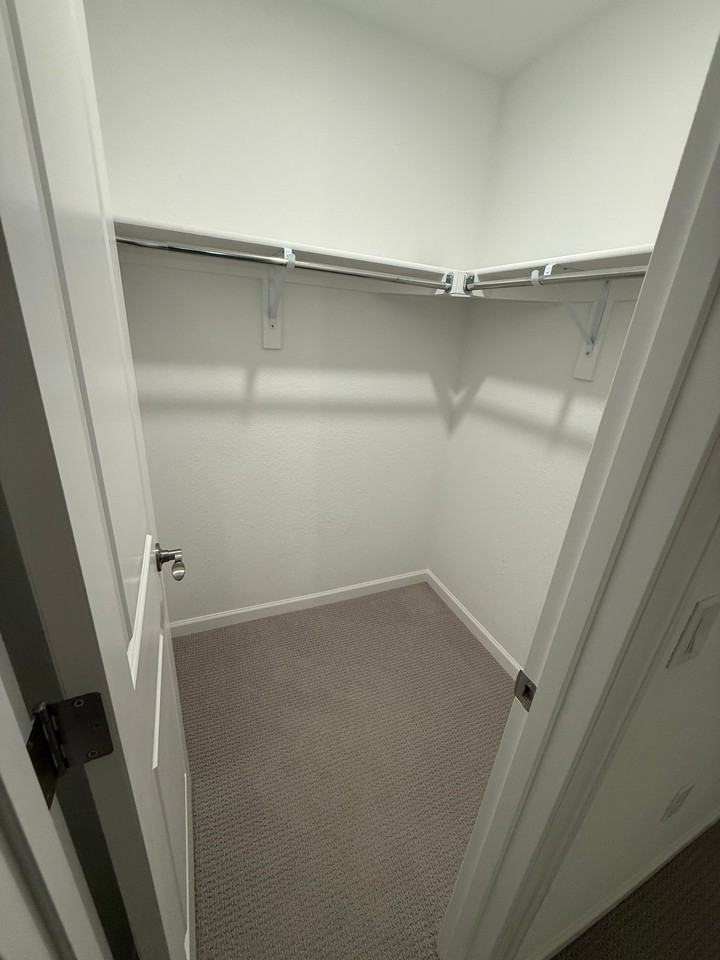 18274 Martinello Dr - Photo 2 of 9