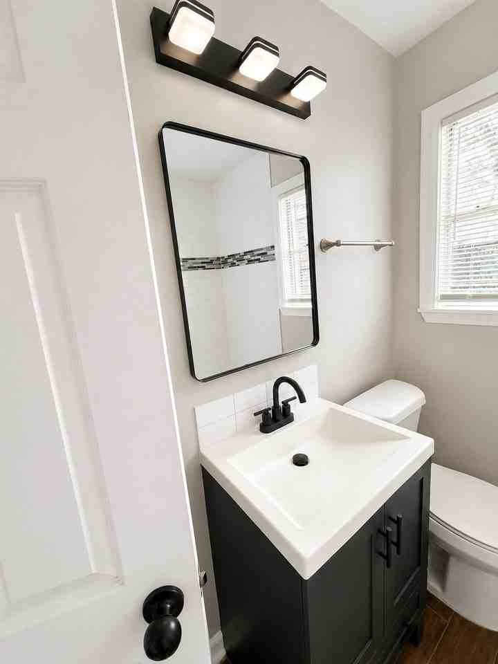 1040 S Highland St - Photo 5 of 8