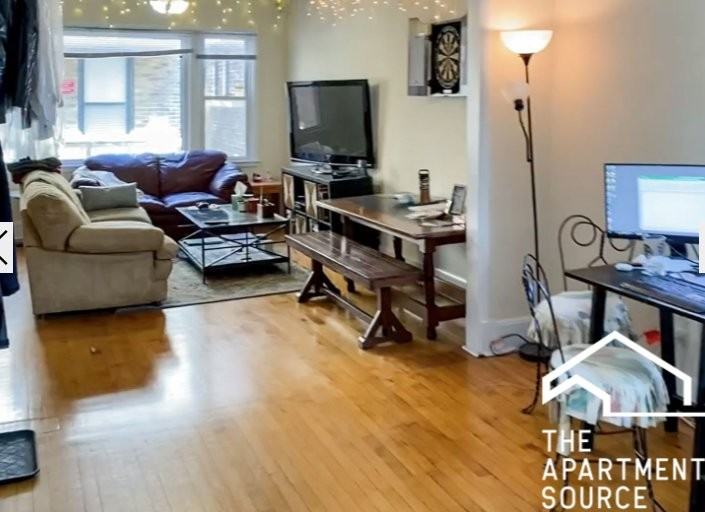 2733 N Wayne Ave #4