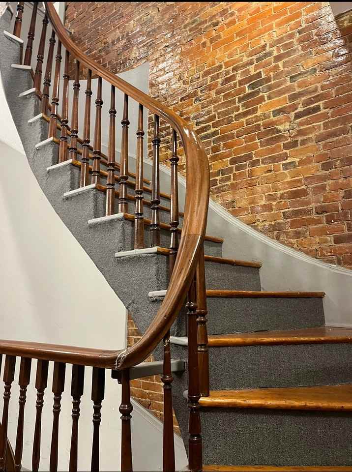 181 Chestnut St #6 - Photo 3 of 6