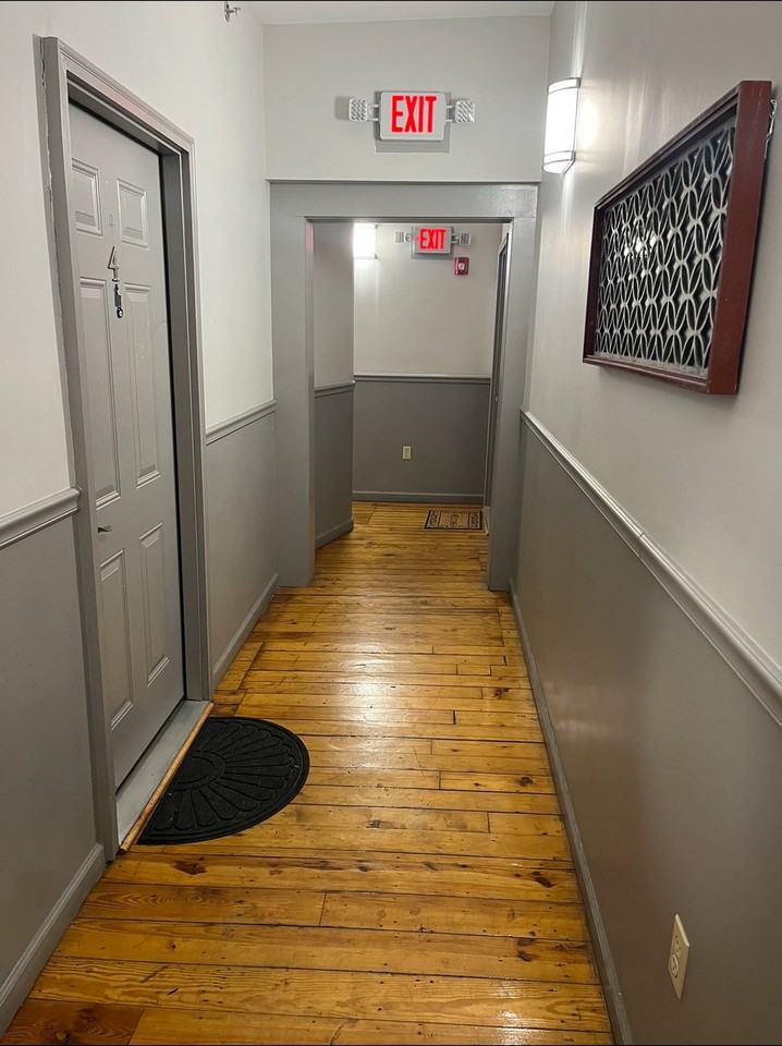 181 Chestnut St #6 - Photo 5 of 6