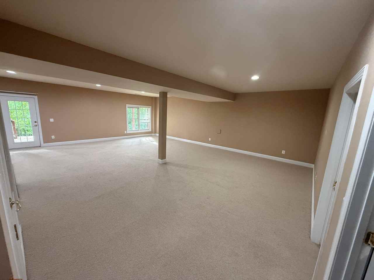 8010 Tysons Oaks Ct - Photo 2 of 15