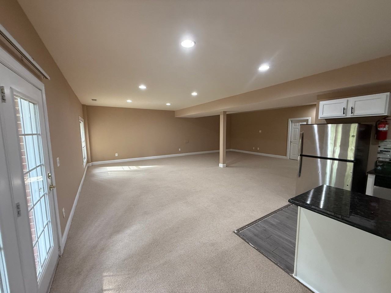 8010 Tysons Oaks Ct - Photo 3 of 15