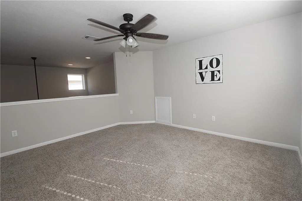 1205 Fairhaven Gtwy - Photo 5 of 13