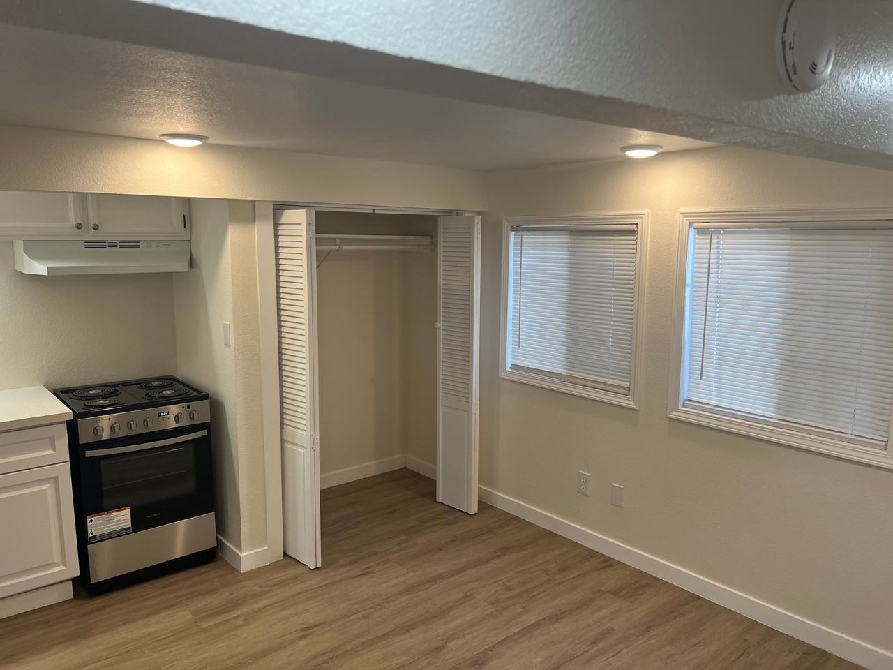 105 Tinker Way - Photo 2 of 9