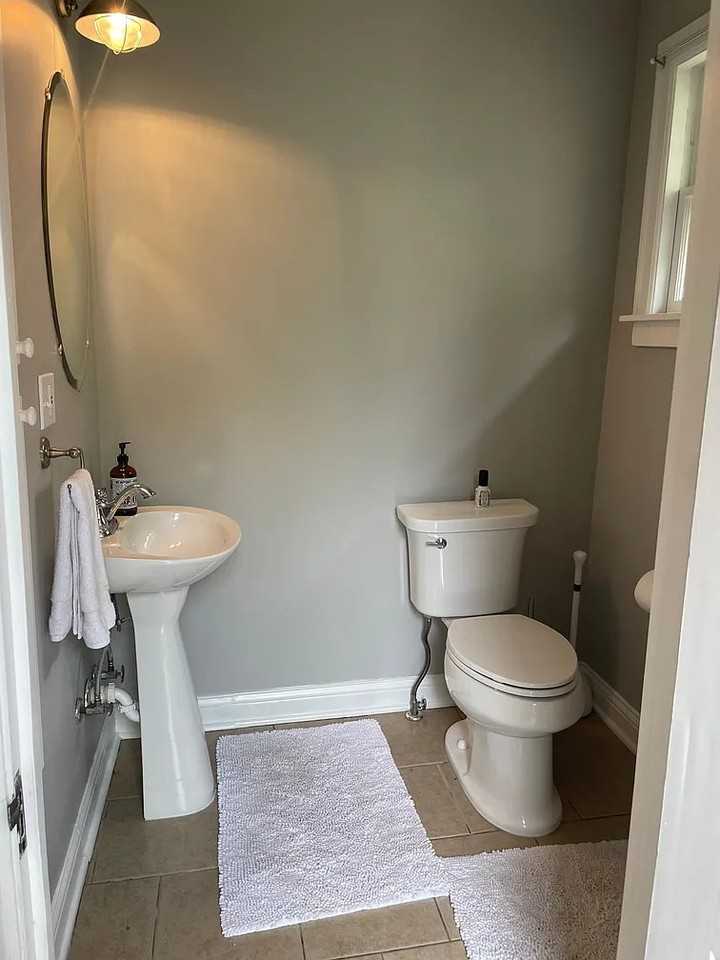 1110 S 4th St - Photo 5 of 6