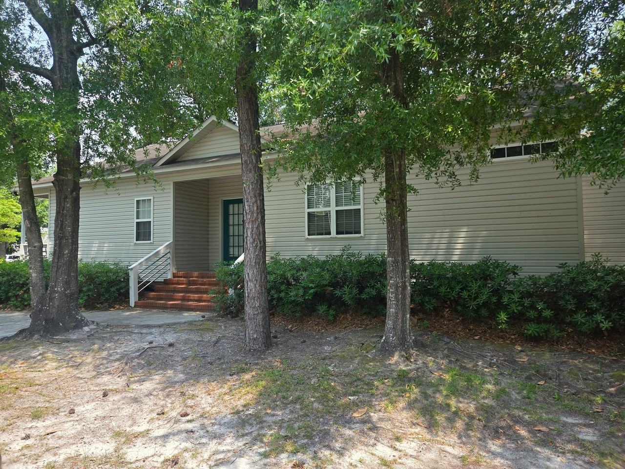 4912 Old Meares Rd - Photo 2 of 17