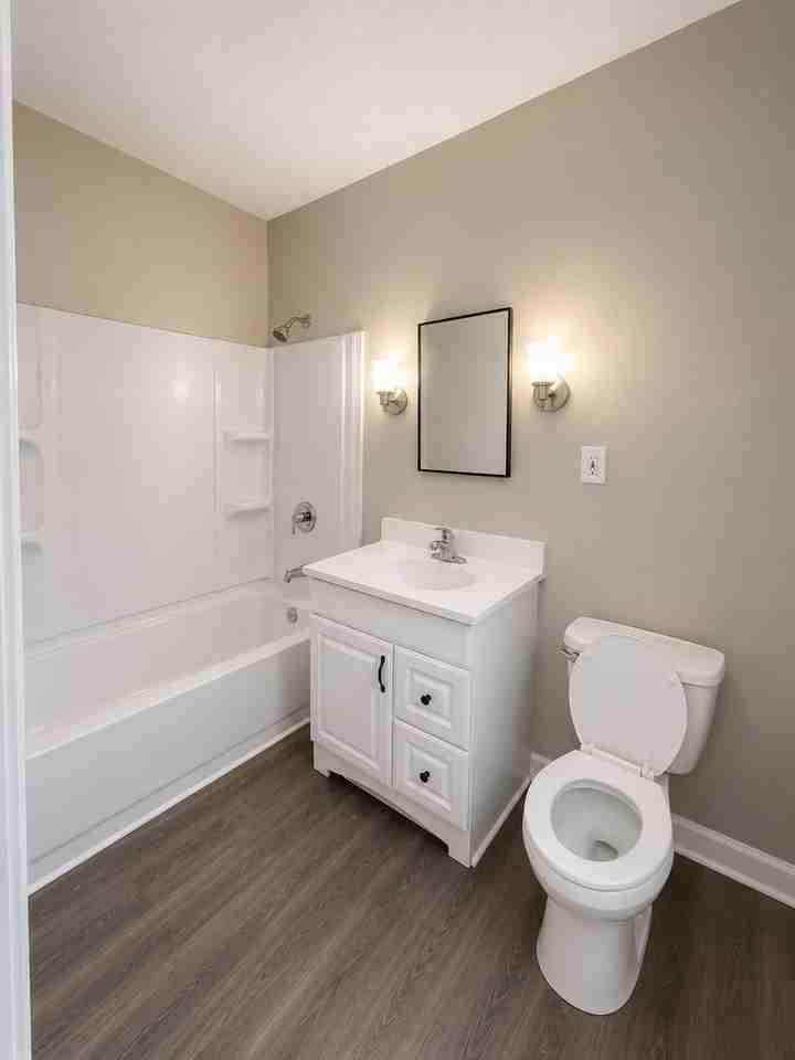 1462 Parkhill Rd - Photo 5 of 15