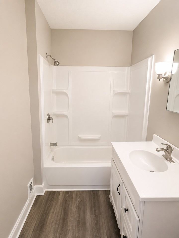 1462 Parkhill Rd - Photo 6 of 15