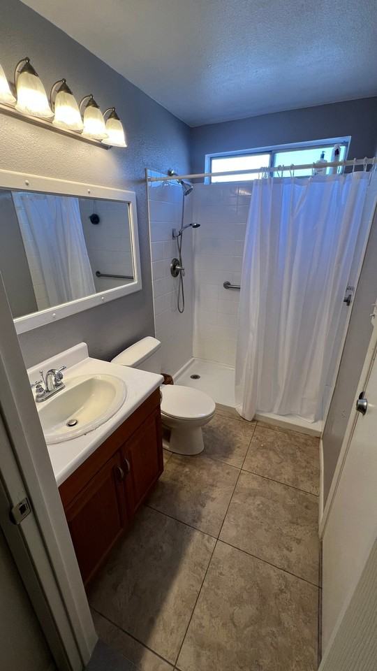 1253 S Revere - Photo 4 of 8