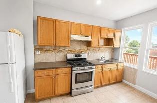 364 11th Ave #6 - Photo 1 of 1