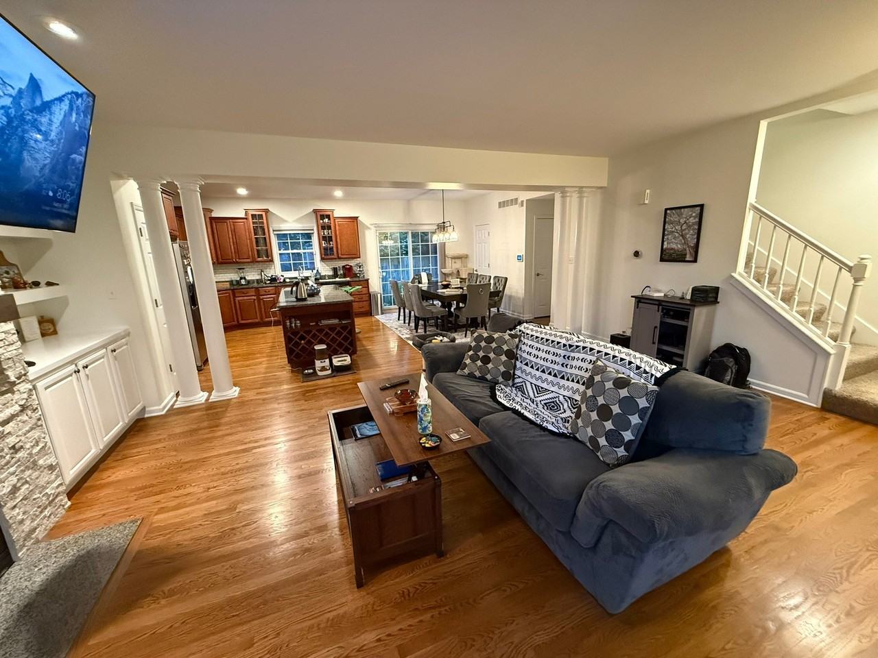 1617 Forest Ave - Photo 5 of 17