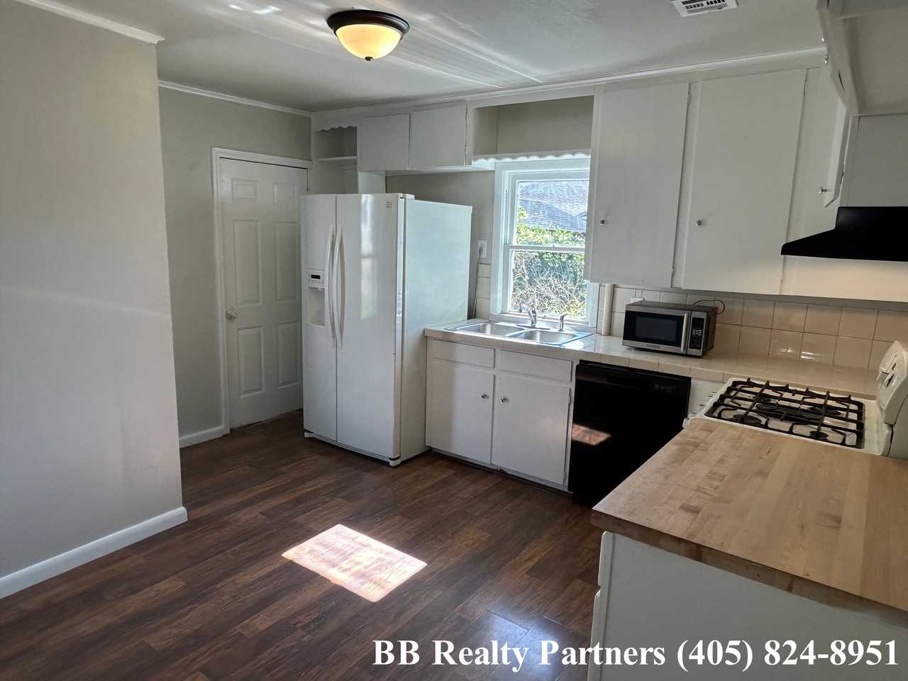 1122 S Xanthus Pl #NA - Photo 5 of 15